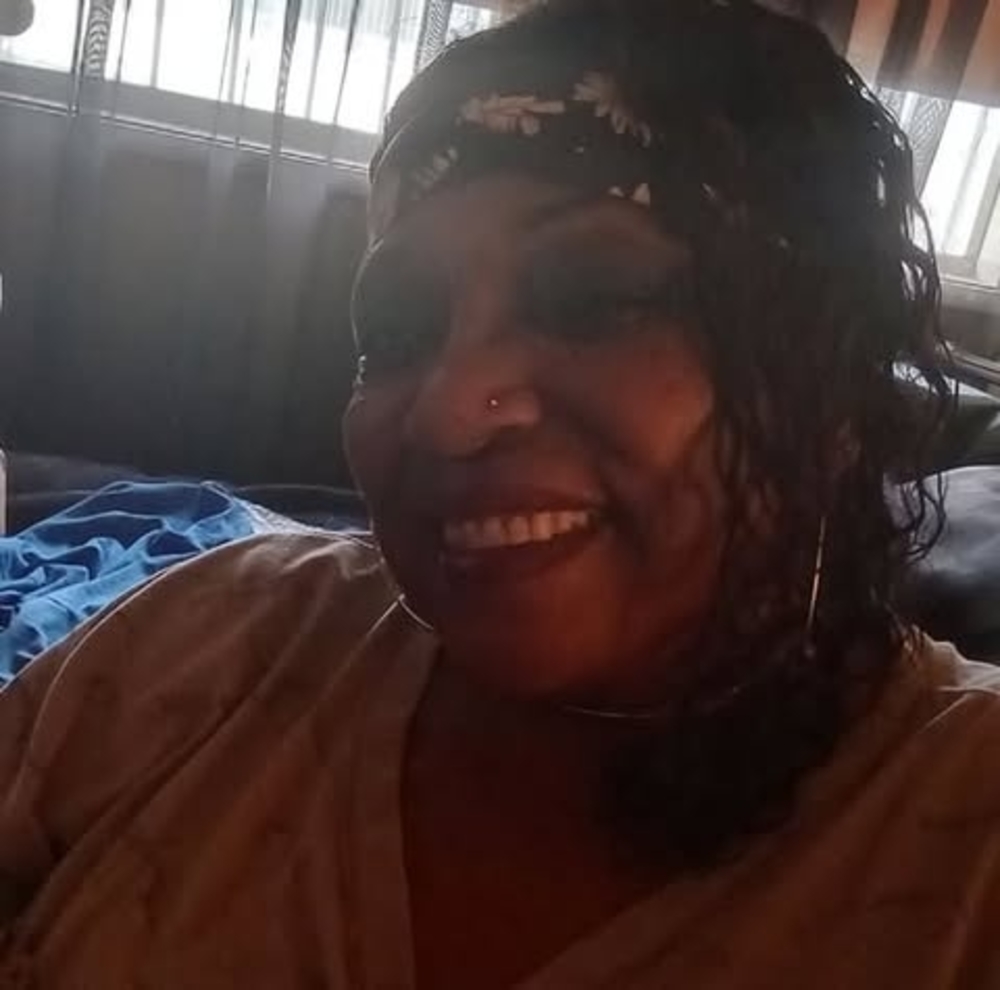 Meet your Posher, Musicallysolo